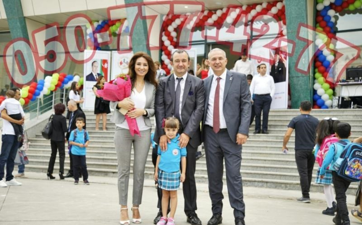 Achilish desdi Achilish desdi. Qirmizi lent kəsimi. Açılış dəst. Padnos