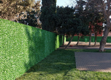 Yaşıl hasar -setka qazon. Türkiyədən idxal olunur,əla növ