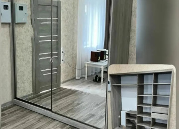 Küpe dolab Sifarişlə hazırlanır Rəng seçimi var Ölçü