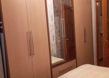 Xırdalanda köhnə bazarın yaxınlığında, köhnə doğum evi,