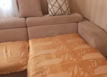 Xırdalanda köhnə bazarın yaxınlığında, köhnə doğum evi,