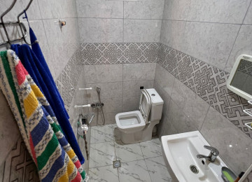 🕌 Sahə: 65 kv 🕌 Otaq: 3 🕌 Əşya: Əşyalı ( Soyuducu və TV