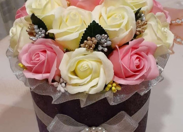 Ad gunleri ucun gul sebetleri sabun gullerden sifarisle