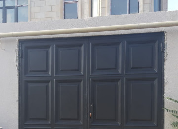 3,5 x 3,0 m ölçüdə darvaza satılır. 4 mm-lik (təmiz 3 mm)