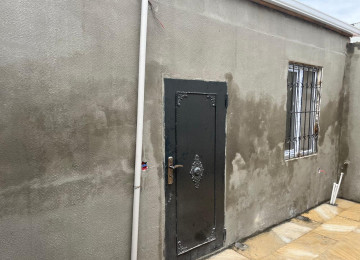 Xlrdalan Goyce Marketin yanl 2 otaq heyet evi kupcall