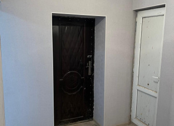 Xlrdalan Goyce Marketin yanl 2 otaq heyet evi kupcall