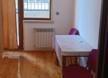 Xlrdalan AAAF PARK 1otaq menzil kiraye verlir 300 azn 45 kv