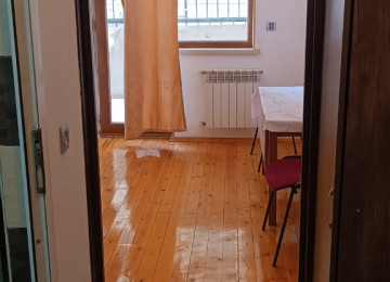 Xlrdalan AAAF PARK 1otaq menzil kiraye verlir 300 azn 45 kv