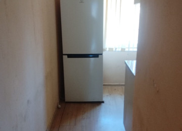 Xlrdalada Teze bazarln yanl 3 otaq menzil kiraye verlir 380