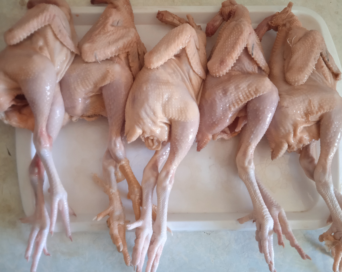 Kampaniya. Serebrist Çolpa Əti. Tez bişən. Broyler deyil.