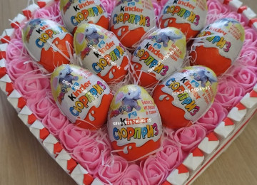 Kinder buketleri sifarisle hazirlanir.Sifarisler en az 1