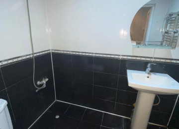 Xırdalan şəhərinin tam mətkəzində Heydər parkənın içində 2