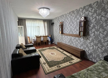 Xırdalan şəhərinin tam mətkəzində Heydər parkənın içində 2