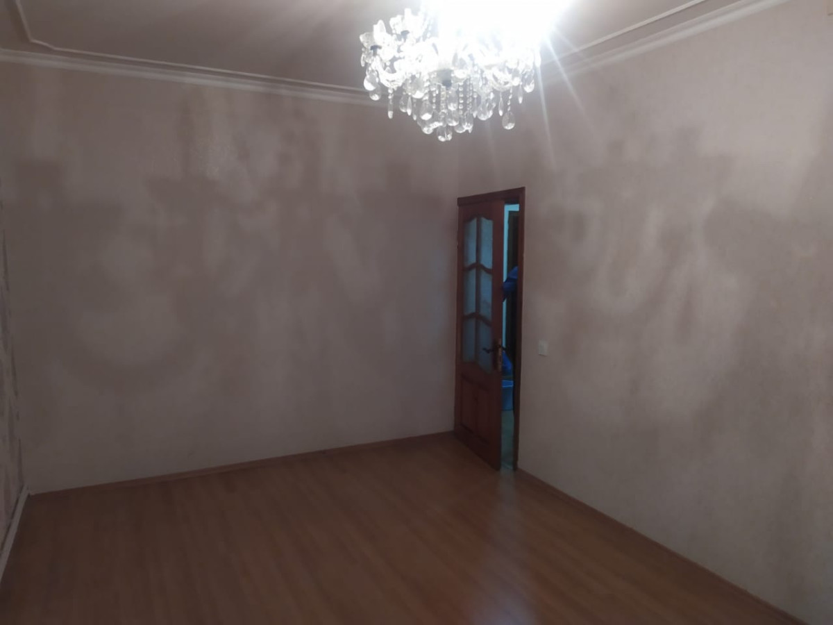 Xlrdalan 3 otaqll Menzil kiraye verlir 69 kv 400 azn