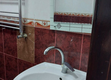 Xlrdalan Riyyat ticaret Merkezi yanl 2 otaq hersarayetnen