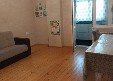 Xlrdalan Riyyat ticaret Merkezi yanl 2 otaq hersarayetnen