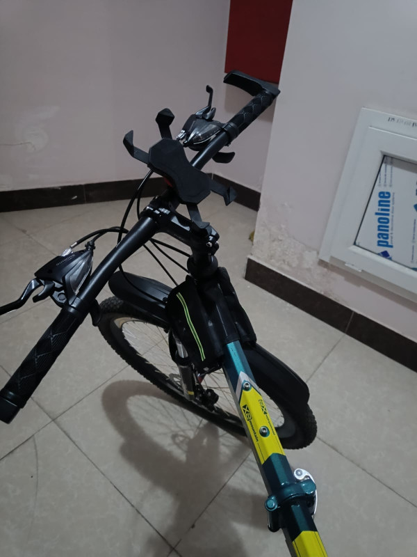 Demek olar tezedir 1 hefte islenib hec bir problemi yoxdur