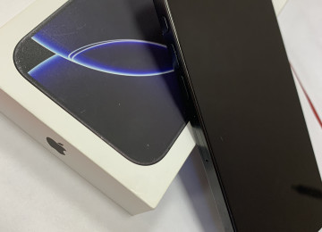 Apple iPhone (Pro seriyası) – qara rəng - 6.1" Super Retina