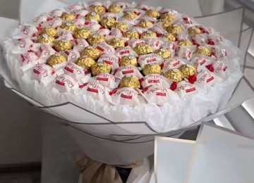 Sokolad buketleri istenilen olcu ve dizaynda