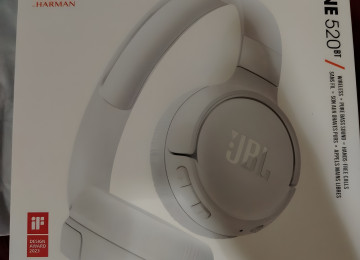 🎧 JBL Tune 520BT — Premium Simsiz Qulaqlıq Vəziyyət: Cəmi 1