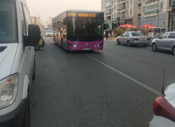 Diqetnen Oxuyun Oz Evimdi Makler Pulu yoxdu Xlrdalan AAAF
