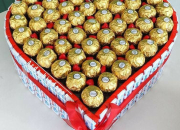 Kinder buketleri sifarişlə istənilən dizaynda