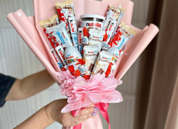 Kinder hədiyyə buketleri sifarişlə istənilən dizaynda