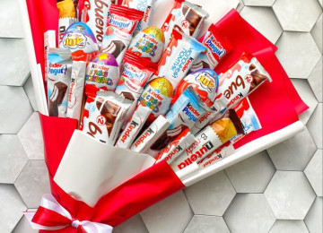 Kinder hədiyyə buketleri sifarişlə istənilən dizaynda