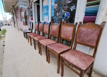 Занимаюсь перетяжкой мебели, ремонтом диванов и