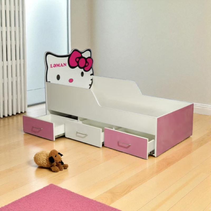 🥇 Yataq 180 kiloqram yükə davamlıdır, və yaş məhdudiyyəti