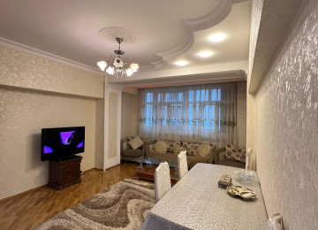 3-х комнатная квартира в центре Баку Уютная и светлая