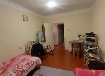 Pirallahı rayonu, Pirallahı qəsəbəsi, Tam mərkəzdə, 5