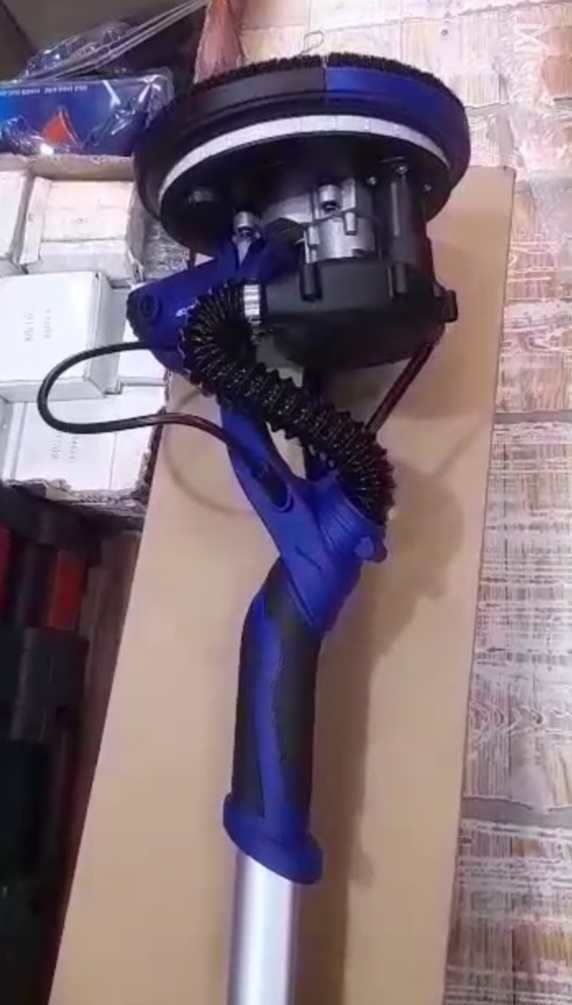 Gördüyünüz model viktor firmasının divar şilifovkasıdır.