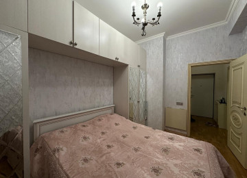 Nizami rayonu Neftçilər metrosuna 3 dəqiqəlik məsafə,