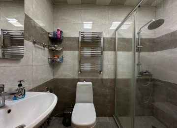 Nizami rayonu Neftçilər metrosuna 3 dəqiqəlik məsafə,