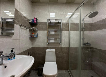 Nizami rayonu Neftçilər metrosuna 3 dəqiqəlik məsafə,