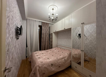 Nizami rayonu Neftçilər metrosuna 3 dəqiqəlik məsafə,