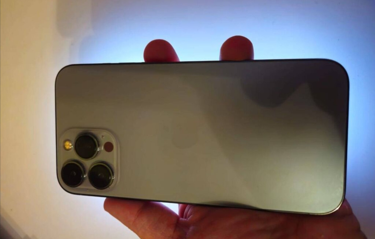 Iphone 13 pro max 2022-ci ilde soliton sirketinden