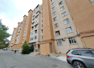 Xətai rayonu Əhmədli və Xalqlar Dostluğu metrosuna 8-9