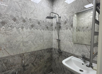 Xırdalanda Xırdalan dayresine 500metr mesfede yeni remontlu