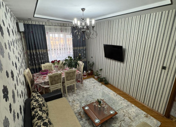 Xətai rayonu General Mehmandarov küçəsində Bizim marketin