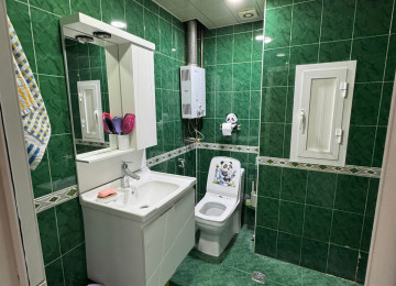 Xətai rayonu General Mehmandarov küçəsində Bizim marketin