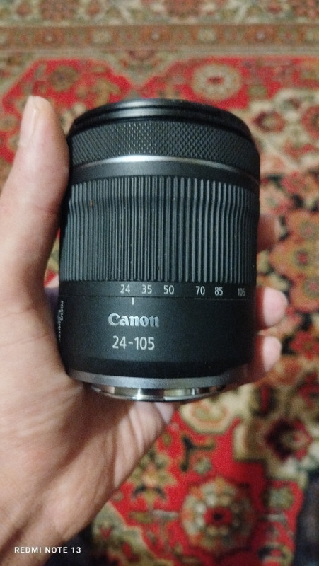 Canon RP fotoaparati satılır ancaq ad günlərində istifadə