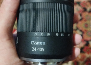 Canon RP fotoaparati satılır ancaq ad günlərində istifadə