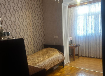 210.000 Azn....Xətai rayonu Neapol və Ukrayna dairəsinin