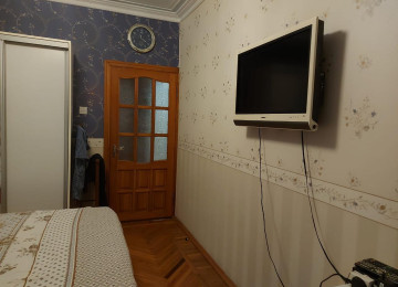 210.000 Azn....Xətai rayonu Neapol və Ukrayna dairəsinin