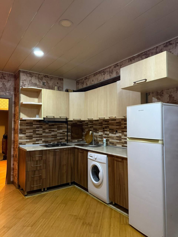 Melumat ucun WhatsApp’a yaza bilersiz. yalniz whatsapp