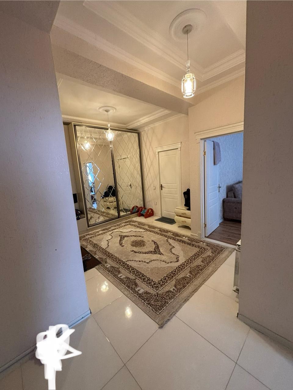 Xətai rayonu Xalqlar dostluğu və Əhmədli metrosuna 10