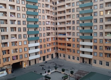 Xətai rayonu Xalqlar dostluğu və Əhmədli metrosuna 10