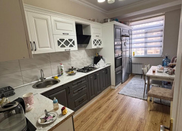 Xətai rayonu Xalqlar dostluğu və Əhmədli metrosuna 10